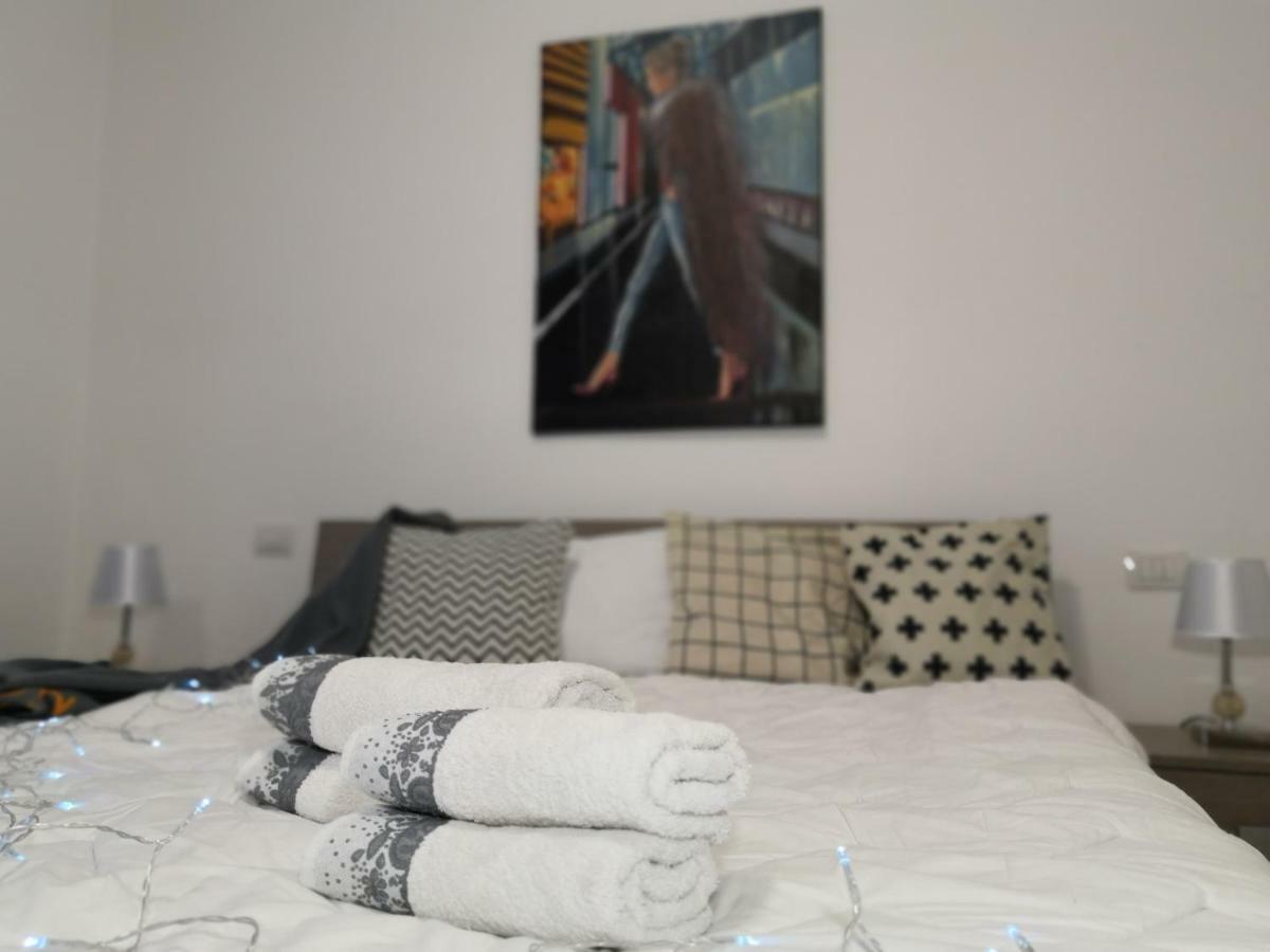 Valevalehome - Home Gallery With Fully Equipped Kitchen, Reserved Parking, Big Garden Olbia Luaran gambar